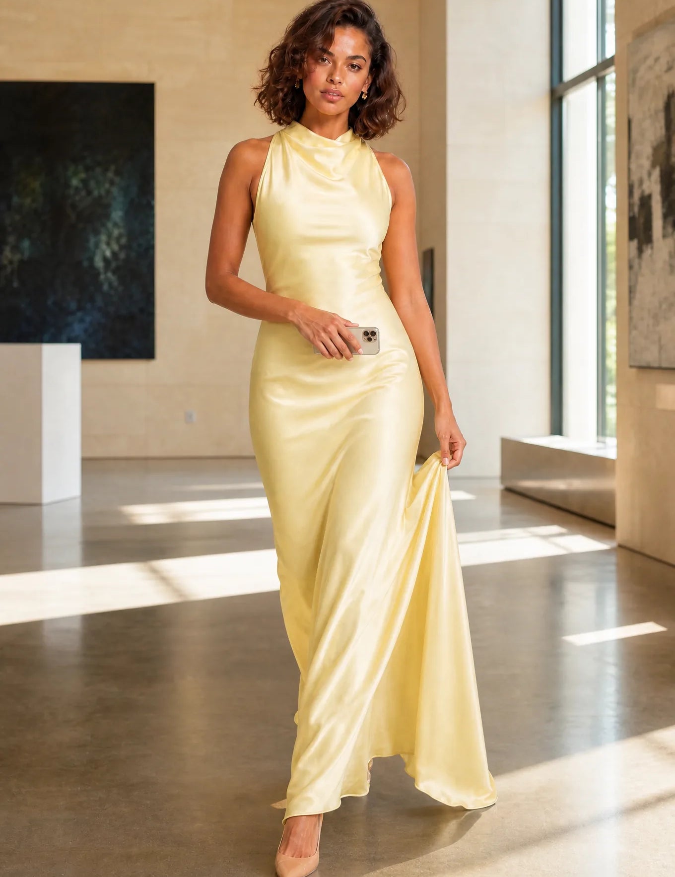 Robe longue dos nu col halter | Variante Jaune - Lifestyle | Lounelle Paris