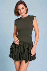 Robe vert foncé col montant à volants | Vue rapprochée | Lounelle Paris