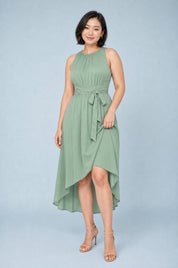 Robe vert menthe asymétrique sans manches | Porté sur une autre silhouette | Lounelle Paris