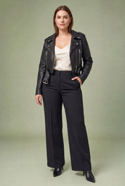 Veste biker noire asymétrique | Porté sur une autre silhouette | Lounelle Paris