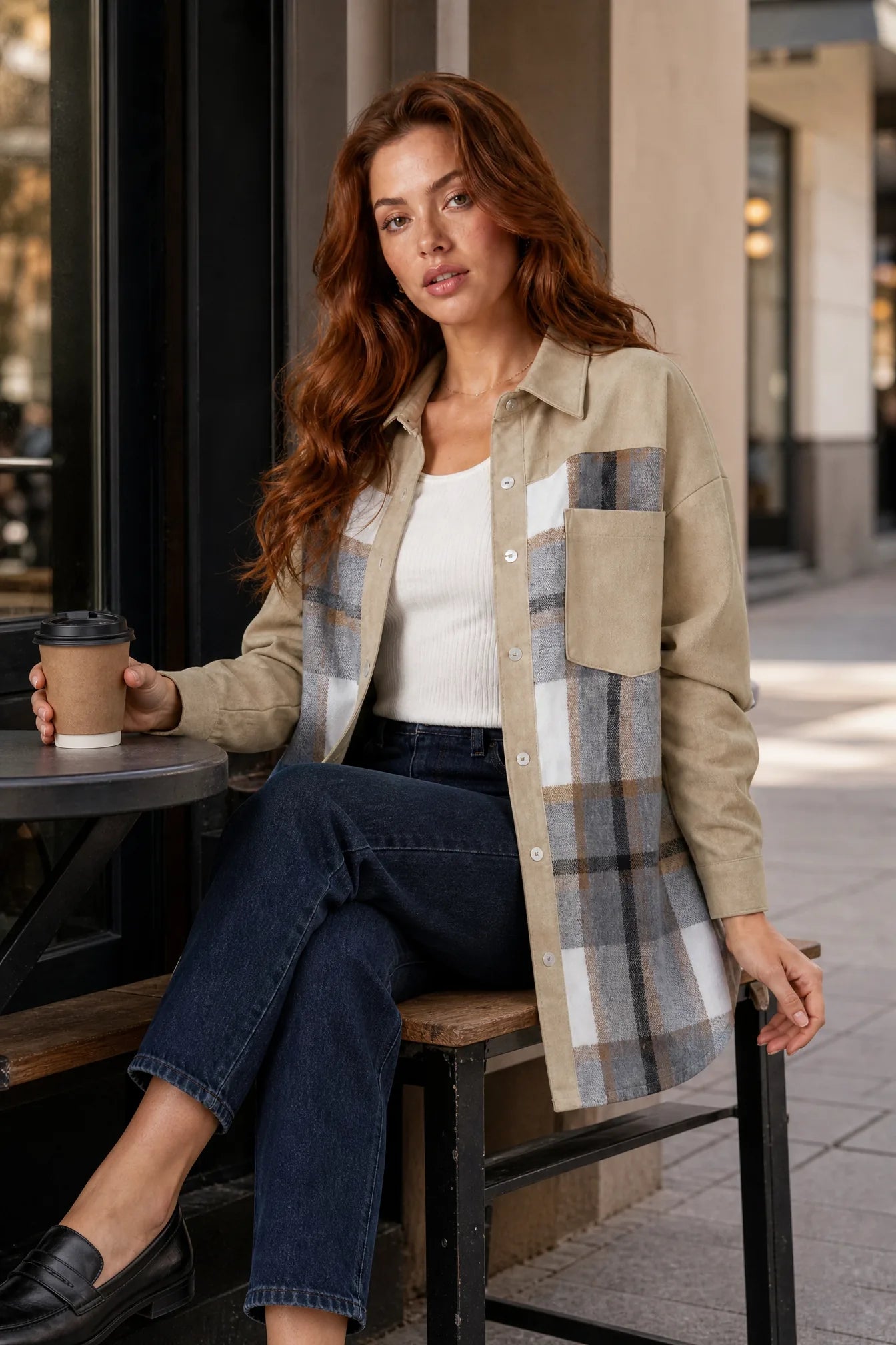 Veste chemise ample à carreaux à carreaux | Photo lifestyle | Lounelle Paris